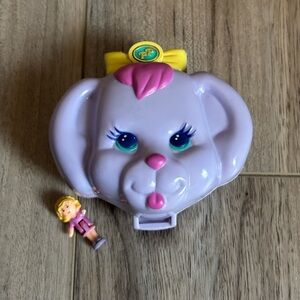 Vintage Polly Pocket Dazzling Dog 1993 with one doll